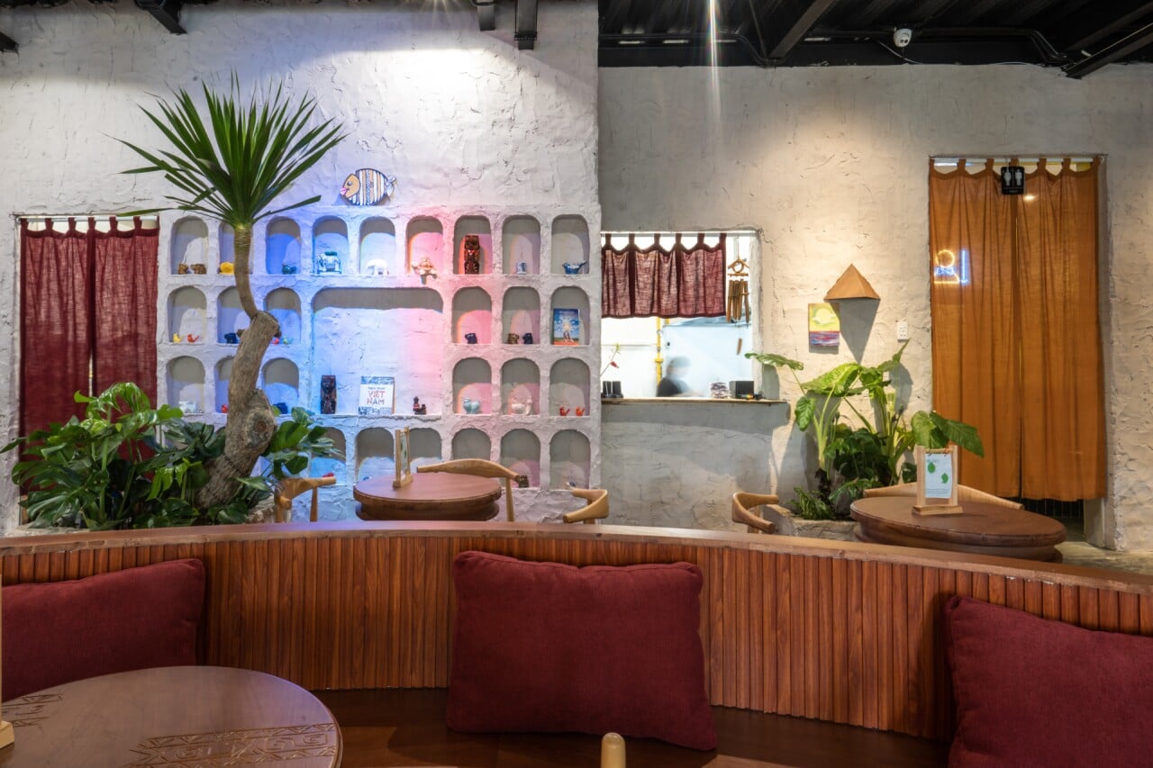 Vietnom Eatery: Ốc đảo tropical và hành trình lắng nghe trong tĩnh lặng